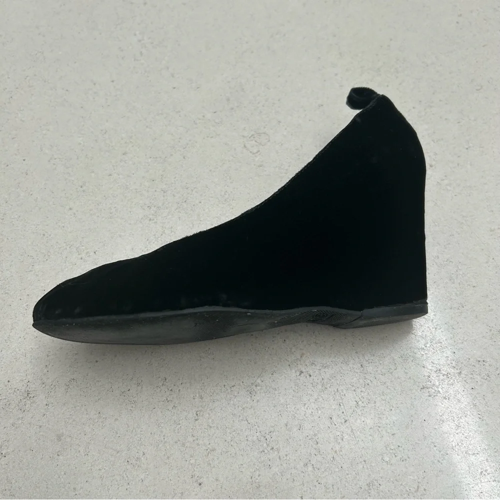 MM6 Martin Margiela Black Ostrich Embossed Velvet Wedge Shoes - Picture 7 of 12